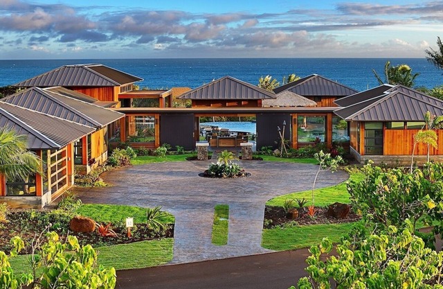 Dramatic New Kukui'ula Estate: Dazzling Style + Seaviews + Unique Pool & Spa