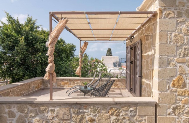 Dream House | 2BR Retreat Near the Beach