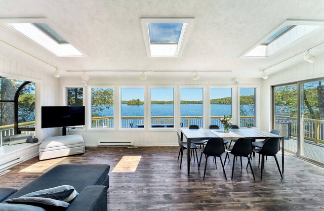 Dream Lakefront Escape + Beach/Ski/Golf near NYC