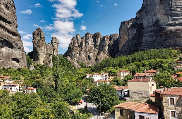 Dream Nest Meteora