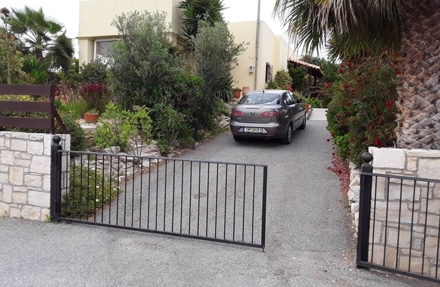 Vacaciones de ensueño en casa unifamiliar muy bonito jardín a 3.5 km del mar