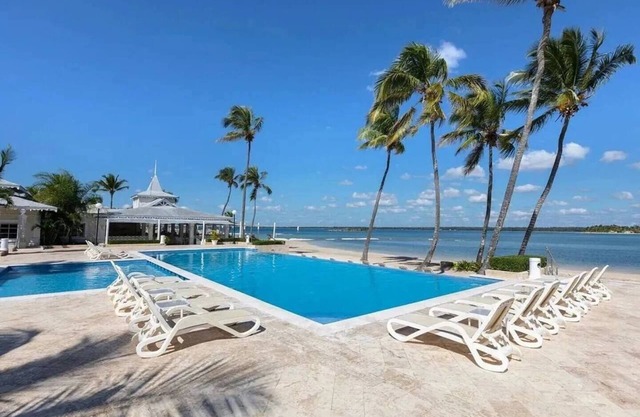 Villa de ensueño cerca al mar- Playa Nueva Romana