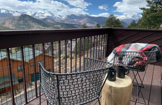 Dreamcatcher - 2 bed 2 bath condo with tremdous views!