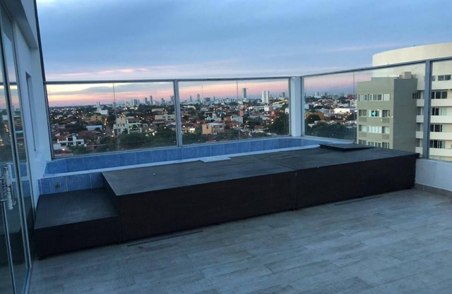 Dreamed penthouse, 5 bedroom apartment with AC, WiFi in amazing Santa Cruz