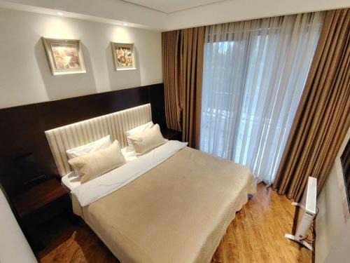 DreamLand apart hotel