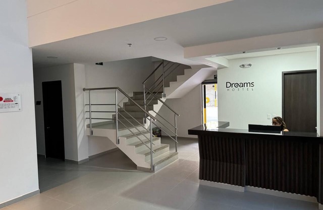 DREAMS HOSTEL