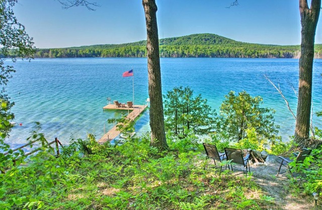Dreamy Cabin Steps to Thumb Lake Swim and Fish