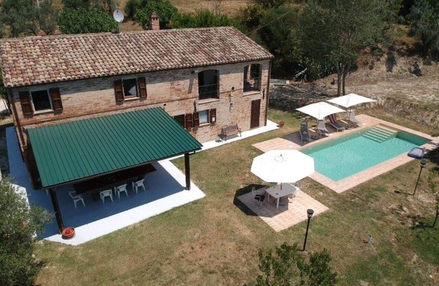 Idyllic country house with breathtaking views, pool and close to the sea
