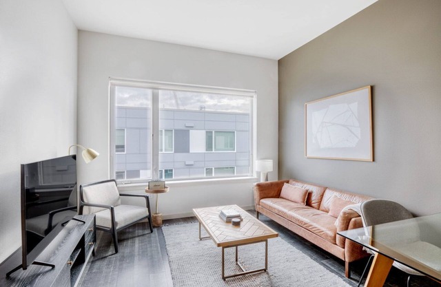 Dreamy First Hill 1BR w/ Gym, Roof & Lounge, nr Pioneer Sq, by Blueground