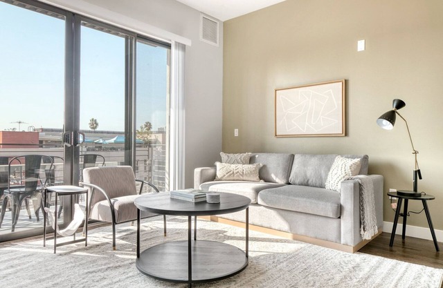 Dreamy North Hollywood 2BR w/ Pool, Gym & Roof, prime NoHo, by Blueground
