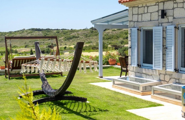 Dreamy Villa near Beach with Backyard in Bozcaada