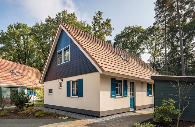 Casa vacacional en Hooghalen con baסo de burbujas
