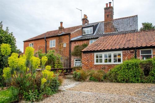 Dressmakers Cottage