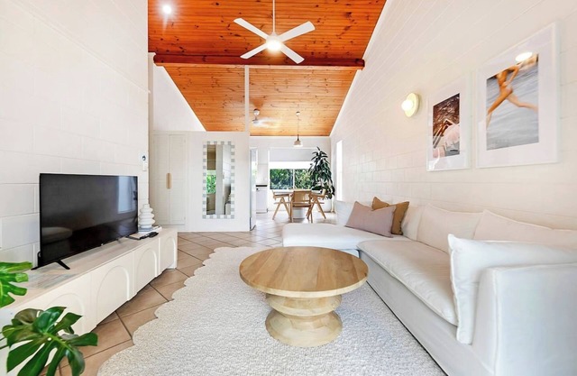 Driftwood Loft Tropical Gateway to Bayfront and CBD