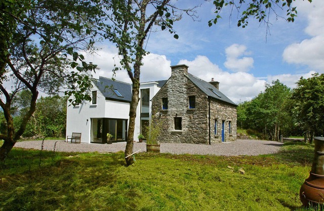 Drimna Cottage - Two Bedroom House, Sleeps 4