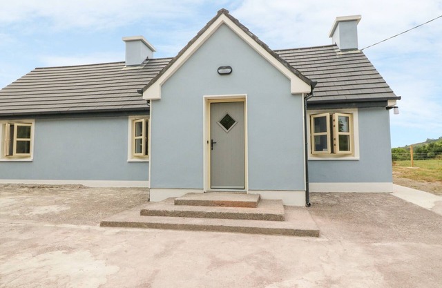 DROMSTABLA, pet friendly in Glencar, County Kerry