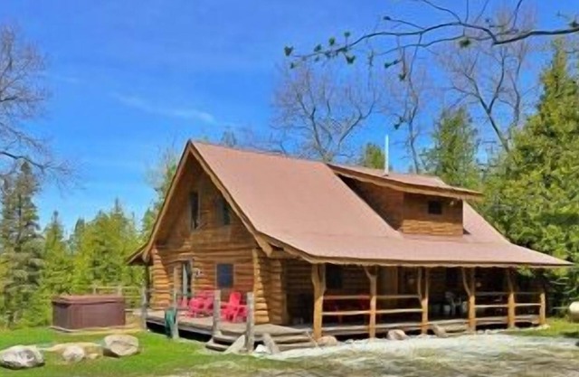 Fairview Cove Log Home - 1 doble y 2 kayaks individuales para explorar las aguas!