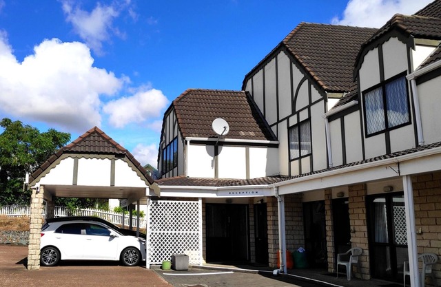 Drury Motor Lodge