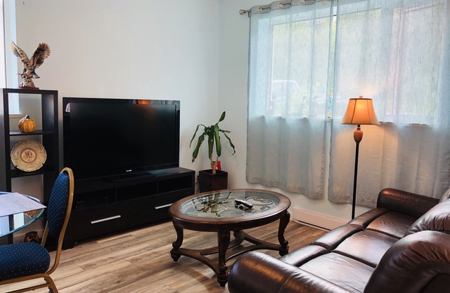 DT Whitehorse Deluxe Condo