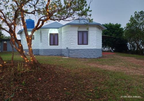 DTPC Cottage Ilaveezhapoonchira