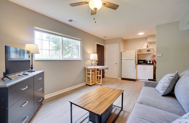 Dtwn Columbus Getaway: Pet Friendly w/ Fee!