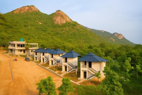 Dual Mount Resort