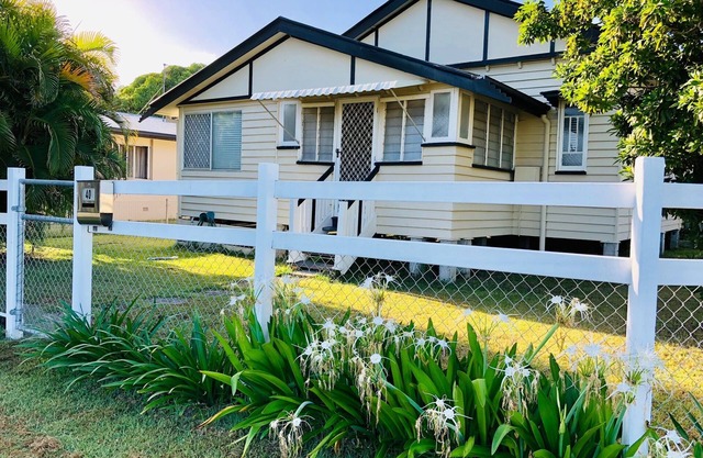 Duk 'n' Willa Beach Cottage