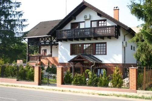 Dunakanyar Bed & Breakfast Panzio