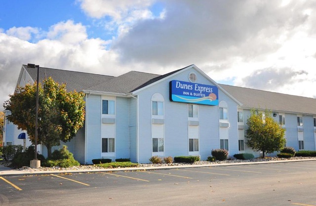 Dunes Express Inn and Suites