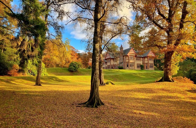 DUNGARTHILL HOUSE, pet friendly, luxury holiday cottage in Dunkeld