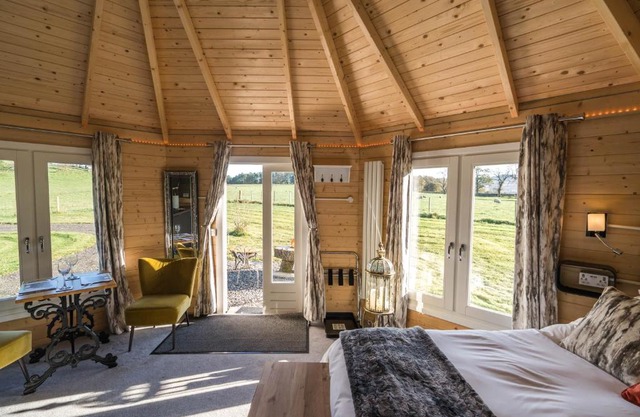 Dunroamin Lodges