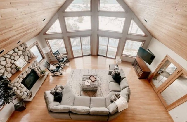 Dunwandrin Lakefront Property in Marquette