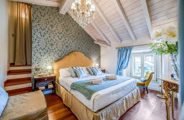 DUOMO - Prestigious Penthouse with Panoramic View