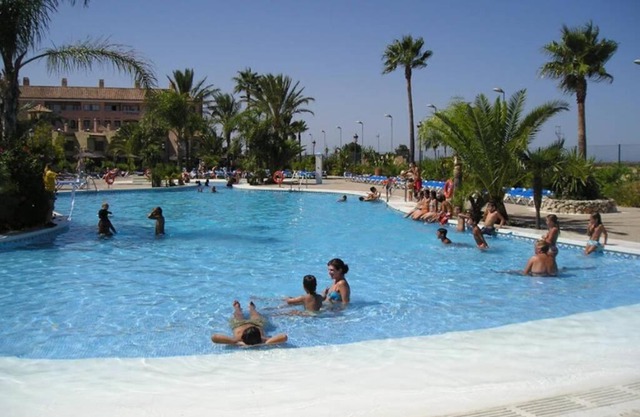 Duplex 6 pax con Wifi en Bahia Sur con parking y piscinas comunitarias