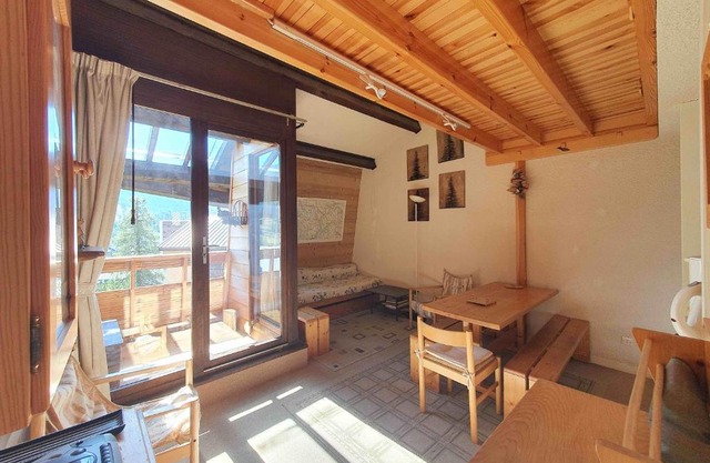 Duplex 6 personnes, VARS LES CLAUX, Skis aux pieds