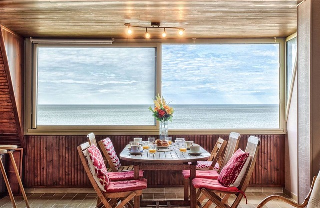 Dúplex con piscina climatizada, ideal para 6 personas