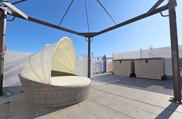 Apartamento duplex con terraza