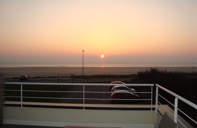 Nuevo DUPLEX con terraza frente al mar.