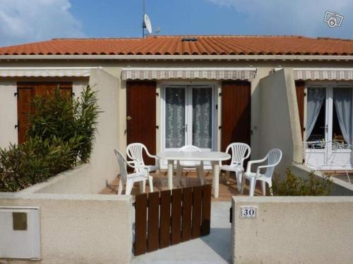 Duplex Brem Sur Mer Piscine Proximité Plage Parking 5 pers Max
