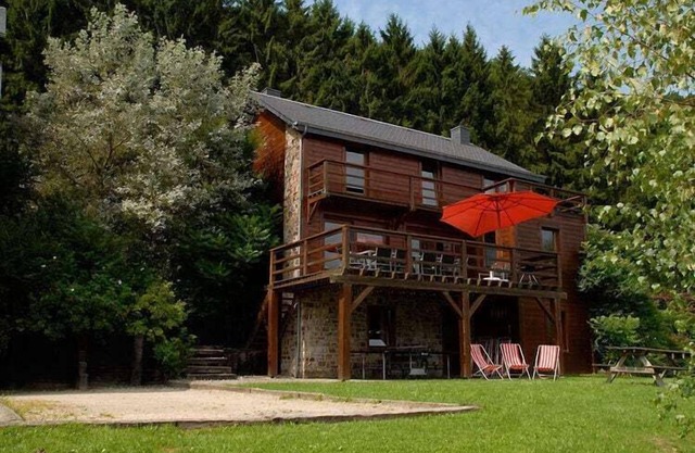 Chalet Dúplex con Sauna y Terraza