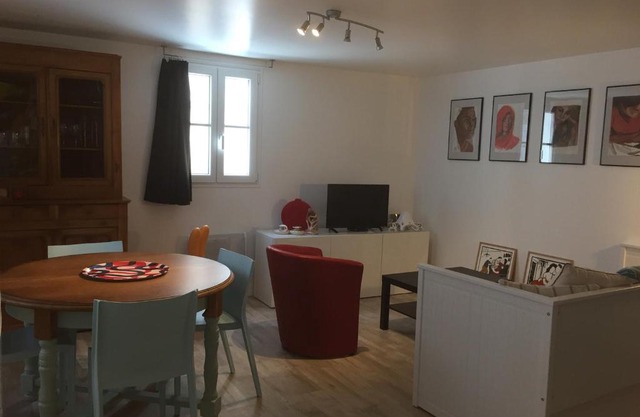 "Duplex de charme au cœur de Le Palais, proche commerces et plages, moderne et tout équipé" - FR-1-418-219