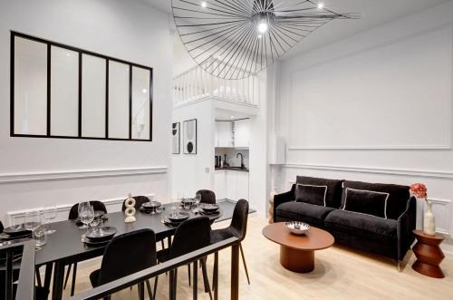 Duplex de Luxe avec billard et baignoire
