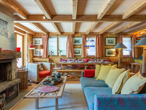 Duplex de standing au pied des pistes avec cheminée, terrasse et garage – Modane - FR-1-694-329