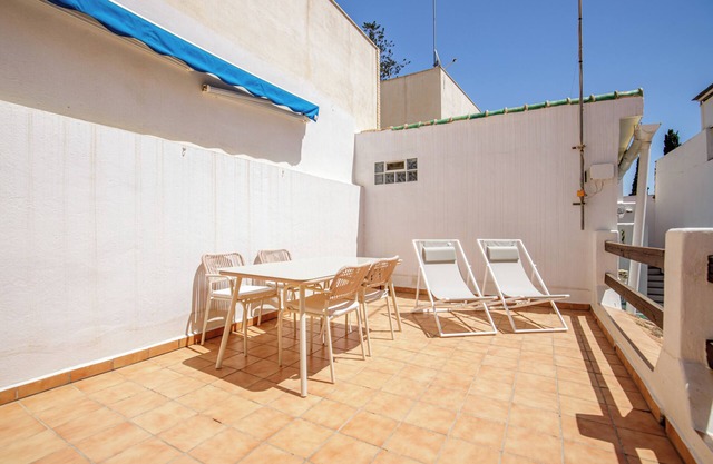 Duplex para 4 con Terraza en Pedregalejo