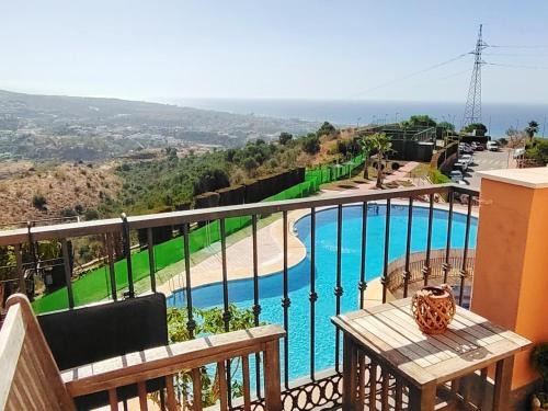 Duplex La Calma, with views of the sea and mountains