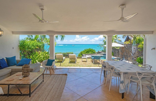 Duplex La HOULE- waterfront, colonial style