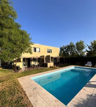 DUPLEX LOS CEREZOS VISTALBA