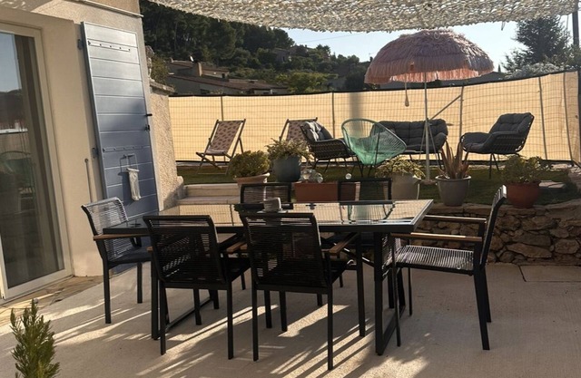 DUPLEX SPA in OLLIOULES NEAR SANARY