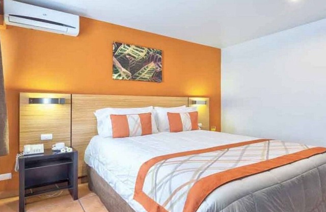 Duplex (dos habitaciones un baño) - Suites Cristina