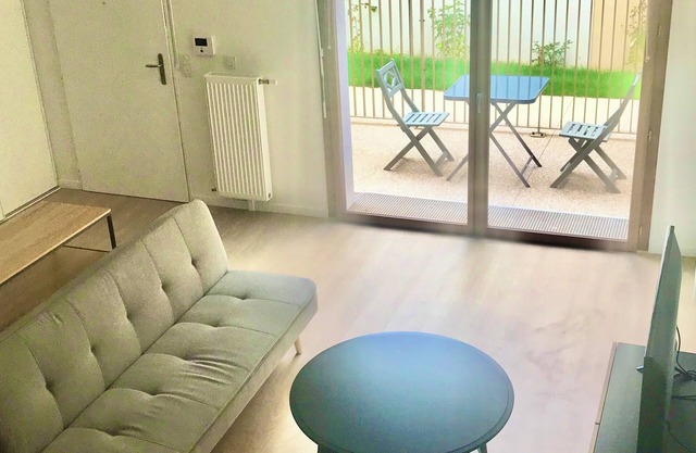 Duplex Tout Neuf Avec Terrasse Proche Paris 20 ème / Vincennes